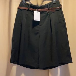 Gibson Latimer Black Shorts